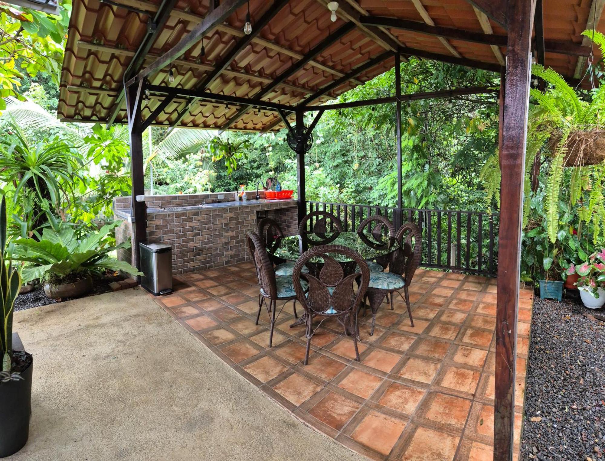 Casa Arboleda-Full House By The River And Forest And Gardens San Francisco  Dış mekan fotoğraf